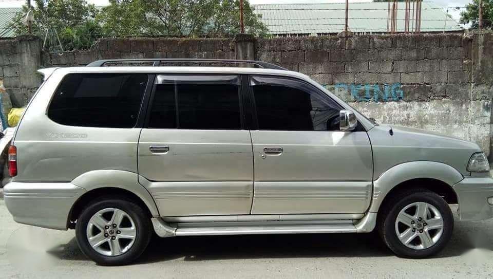 Car for sale Toyota Revo VX200 2005 601438