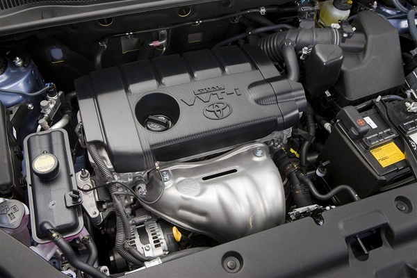 Toyota rav 4 engine