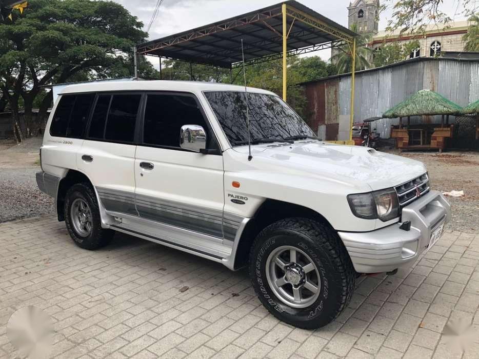 Mitsubishi pajero 2004