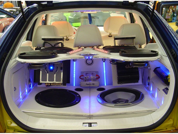 car speaker setup