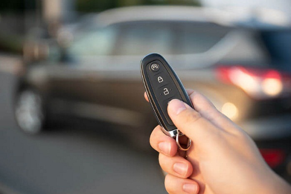 7 car features that help older drivers to drive safely