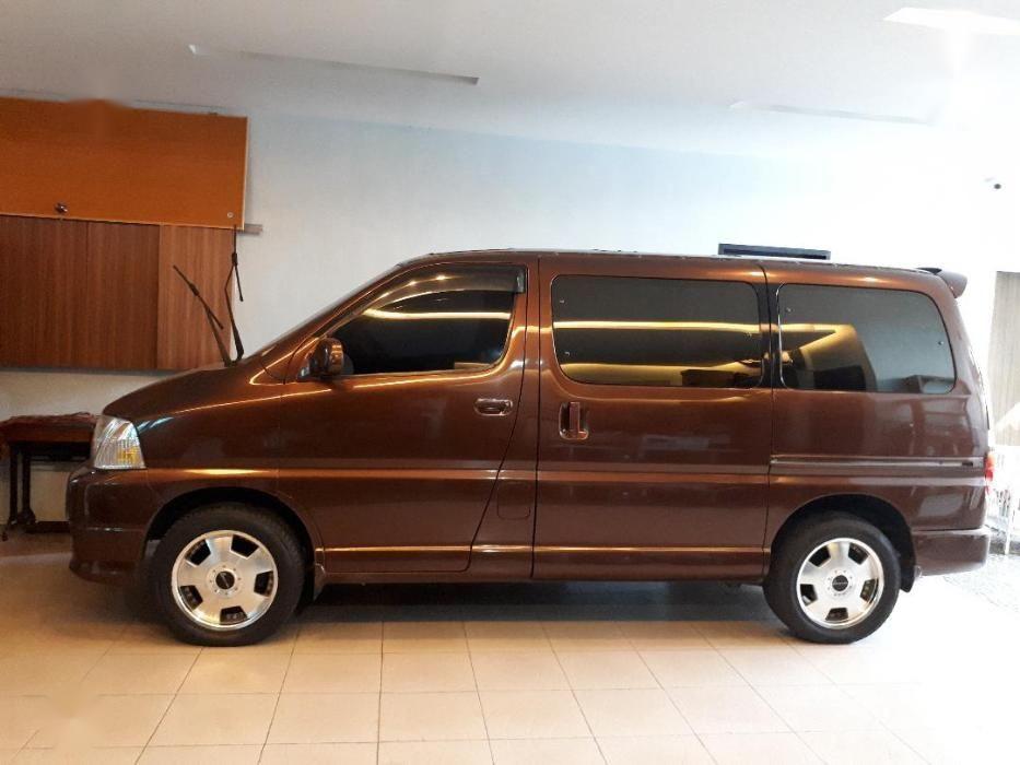 Toyota granvia 1999