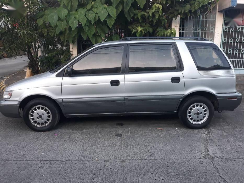 Mitsubishi space wagon 1995