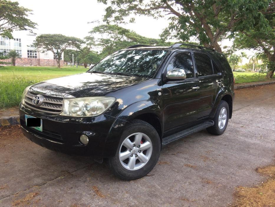 2nd Hand (Used) Toyota Fortuner 2010 for sale in Davao City 673978