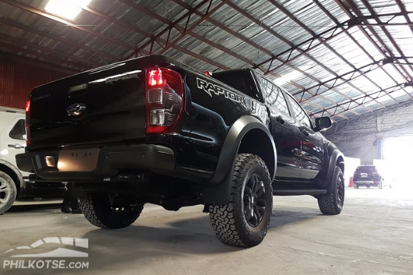 Ford Raptor 2019 Philippine exterior : low rear angle shot