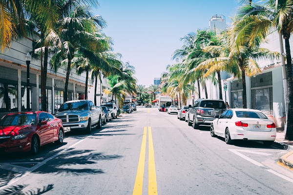 6 essential beach parking tips for your summer getaway