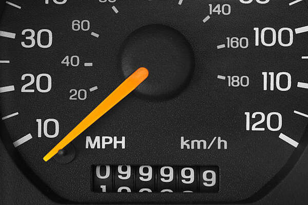 How to tell on sale mileage without odometer