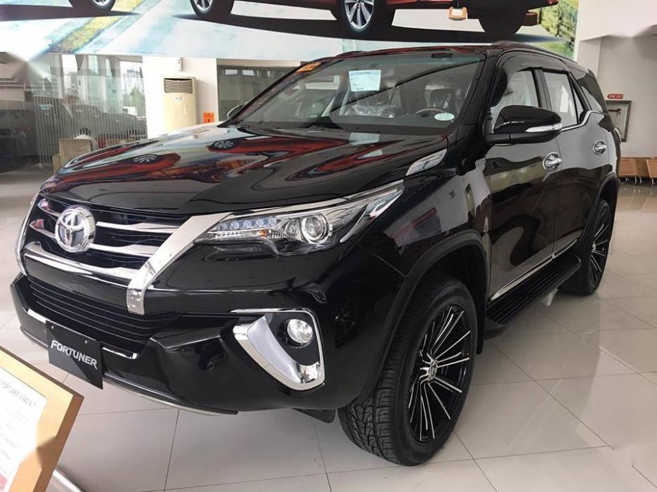 Selling Brand New Toyota Fortuner 2019 in Manila 700964