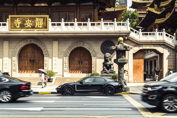 Porsche Taycan EV 2020 spotted on the streets of China 