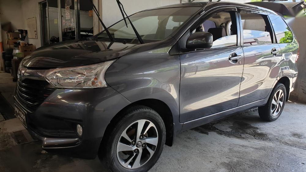 Menjelajah Pasar Bekas: Mengupas Tuntas Toyota Avanza 2017 di OLX