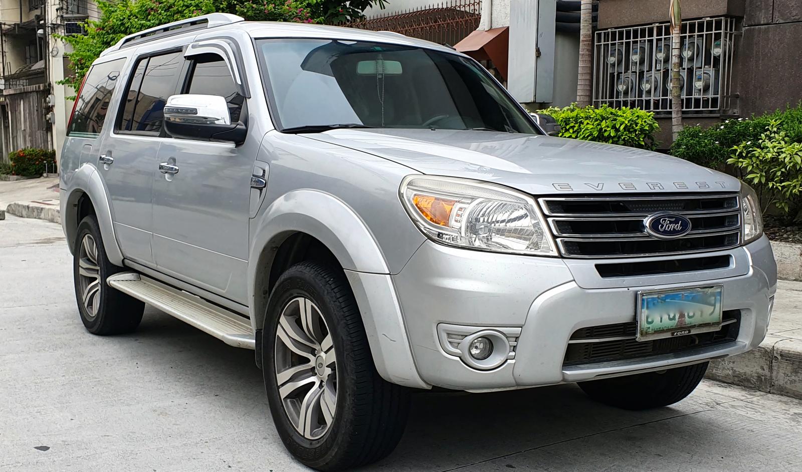 Sell Used 2012 Ford Everest at 68000 km 710683