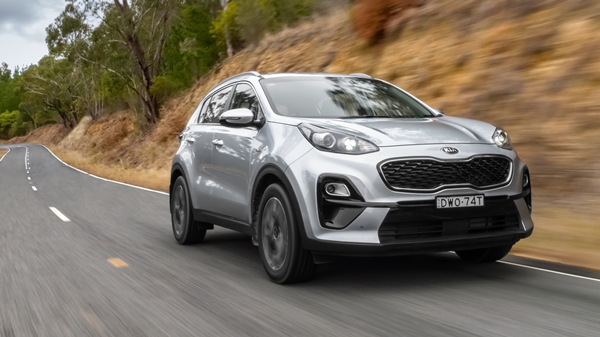 Kia Sportage 2019 on road