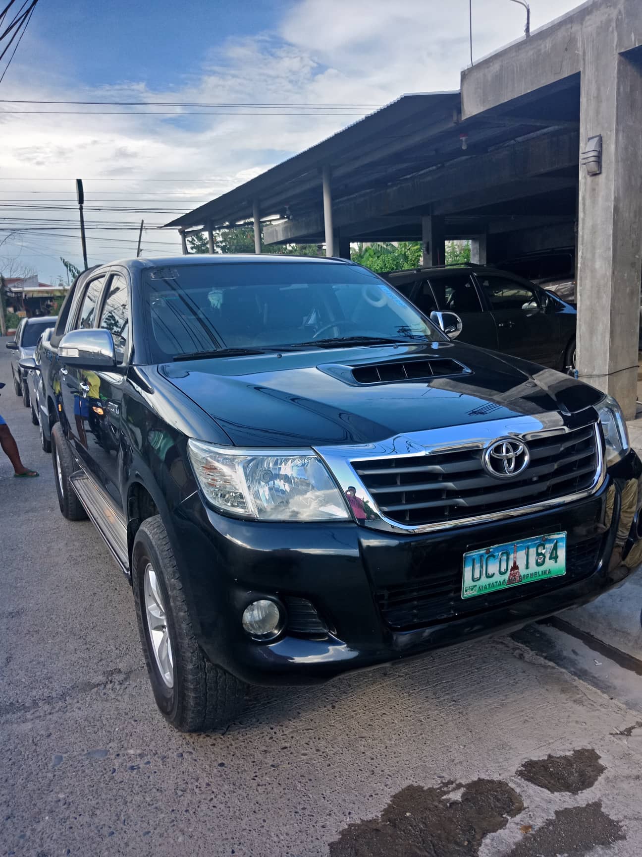 Selling Used Toyota Hilux 2013 Manual Diesel at 60000 km 712484