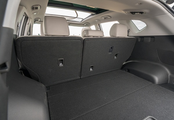 A picture of the very wide trunk space of the 2019 Hyundai Tucson