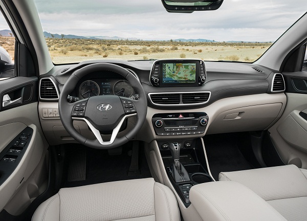 A picture of the Hyundai Tucson 2019 dashboard