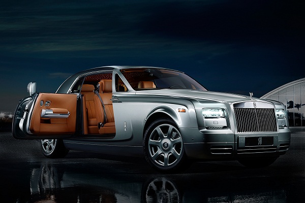 There is a Rolls-Royce for any discerning taste and each one is hand-crafted with absolute care Rolls-Royce interior look
