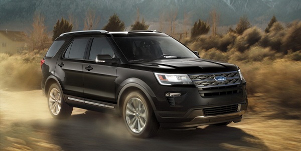2019 Ford Explorer adds much elegance to the otherwise macho appeal of the vehicle 2019 Ford Explorer on the road
