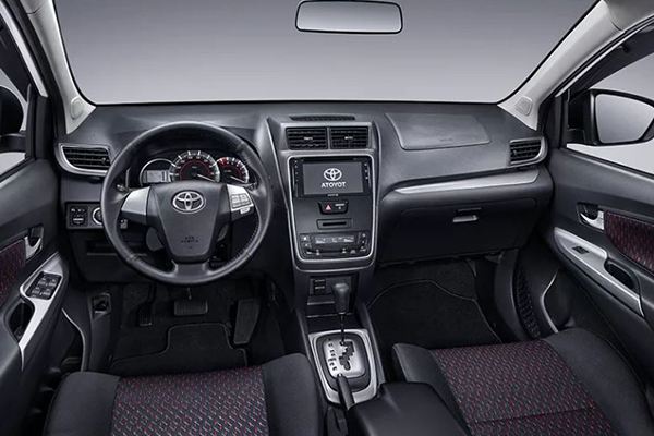 Toyota Rush Vs Avanza 2 Mpvs From The Same Manufacturer