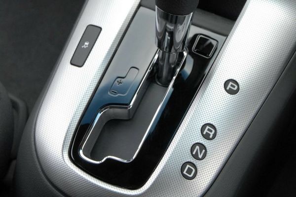 semi-automatic-cars-how-they-differ-from-manual-and-automatic-transmission