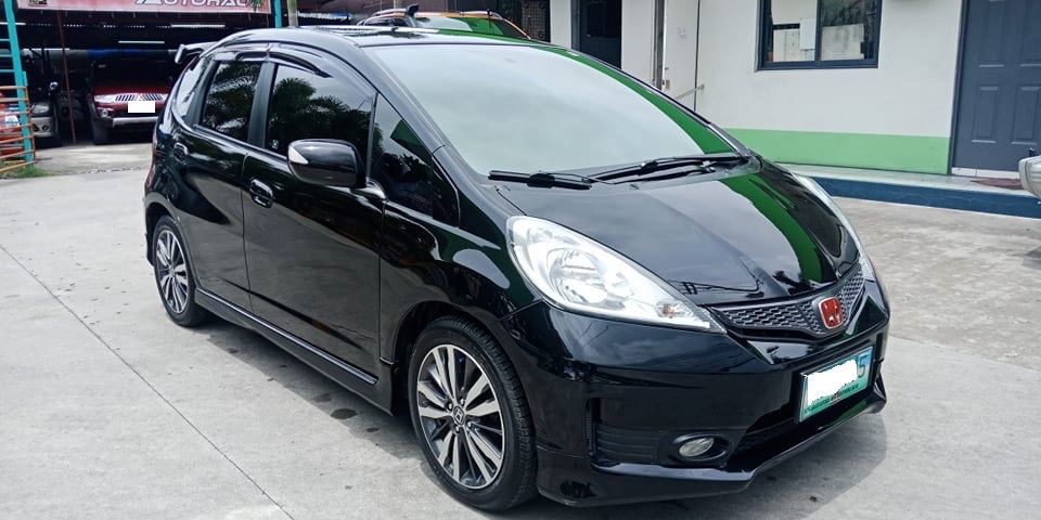 Black Honda Jazz 2012 at 45512 km for sale in Malolos 721621