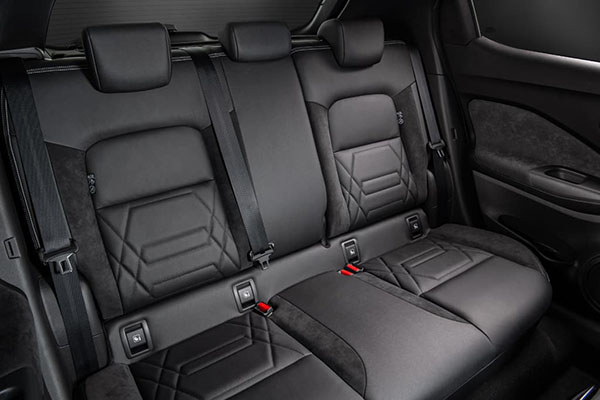 A picture of the rear passenger seats of the 2020 Nissan Juke
