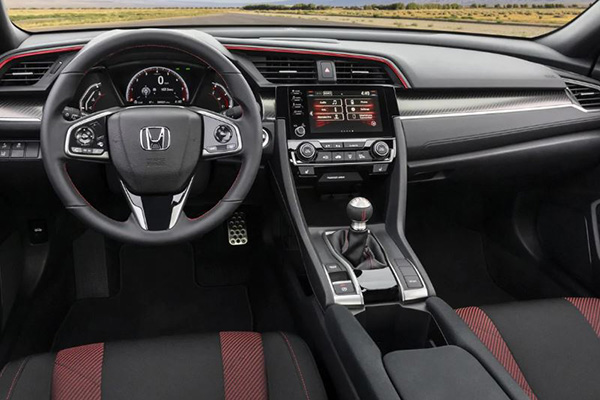 A picture of the 2020 Honda Civic Si's interior