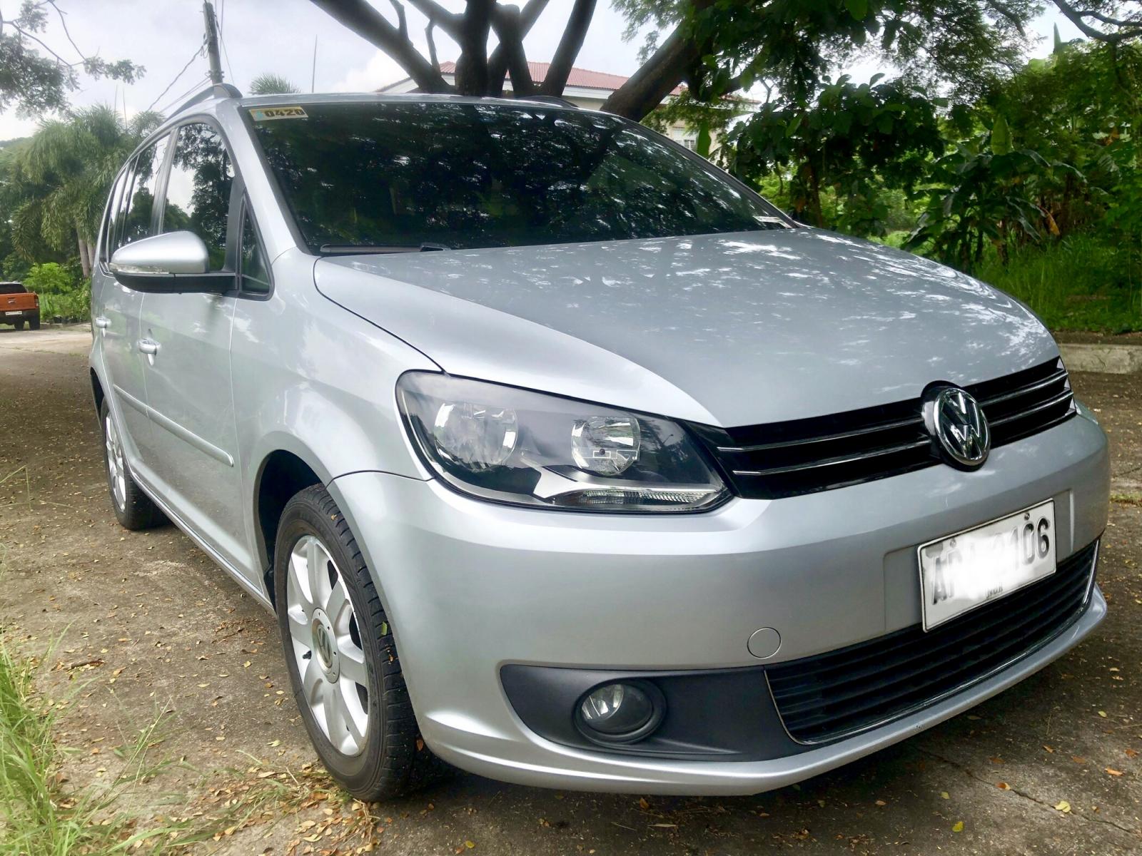 Sell 2nd Hand 2014 Volkswagen Touran Automatic Diesel at