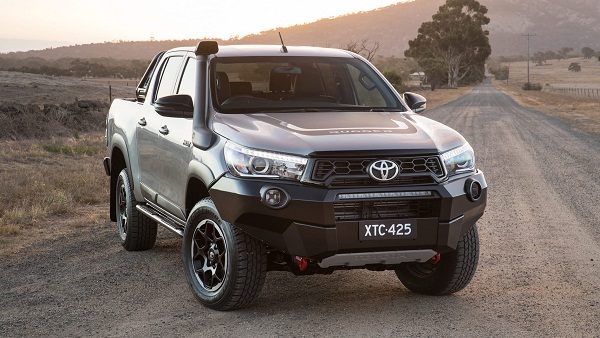 A 2020 Toyota Hilux Aus-spec with mods