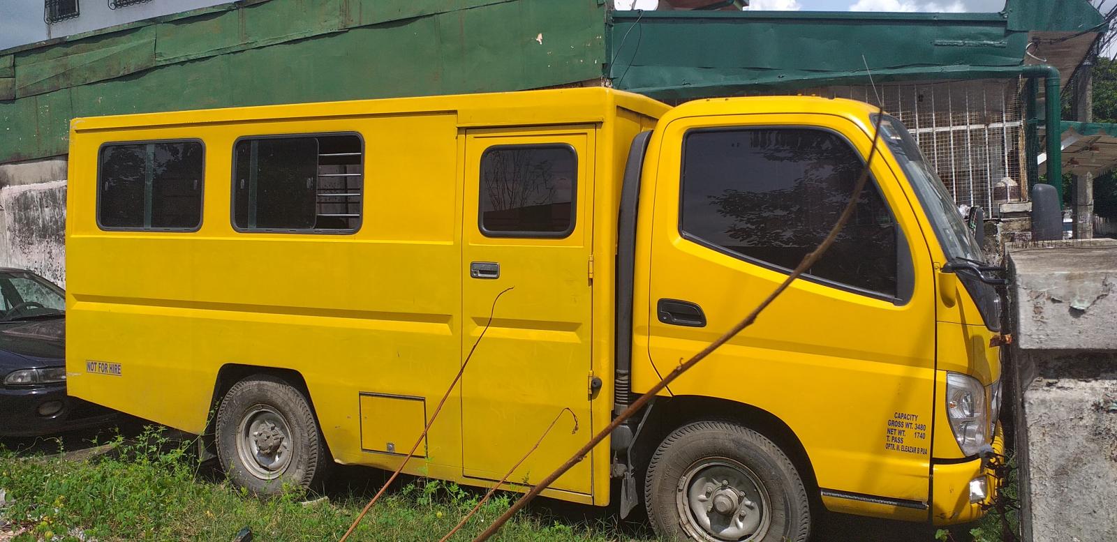 Selling Used Foton Tornado 2015 Van at 50000 km 728235