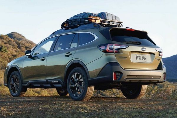 A picture of the the rear and side of the 2020 Subaru Outback