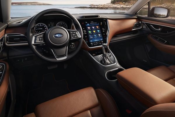 A picture of the 2020 Subaru Outback's front cabin.