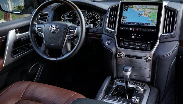 2020 Toyota Land Cruiser Prado Front Dashboard