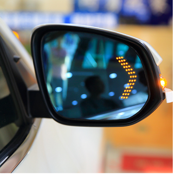 Are you using your car’s turn signal lights correctly?