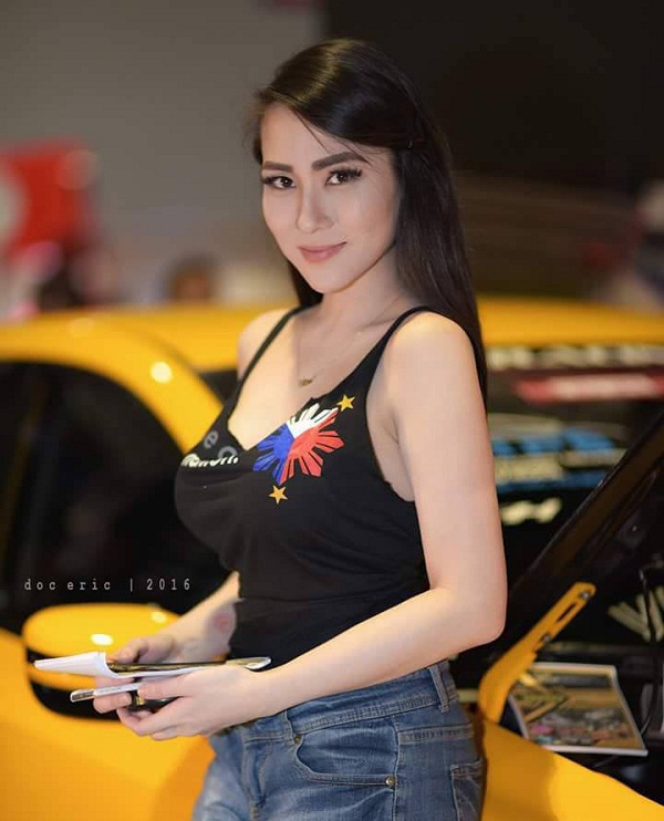 Car Shows In Town With Sexy Model Yes Boss Magazine