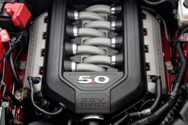 A picture of the Ford Mustang GT's engine