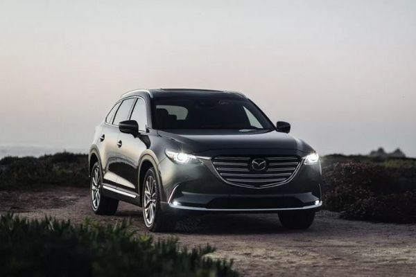 The 2020 Mazda CX-9 is a perfect example of the Kodo Design language despite its larger size. A picture of the Mazda CX-9