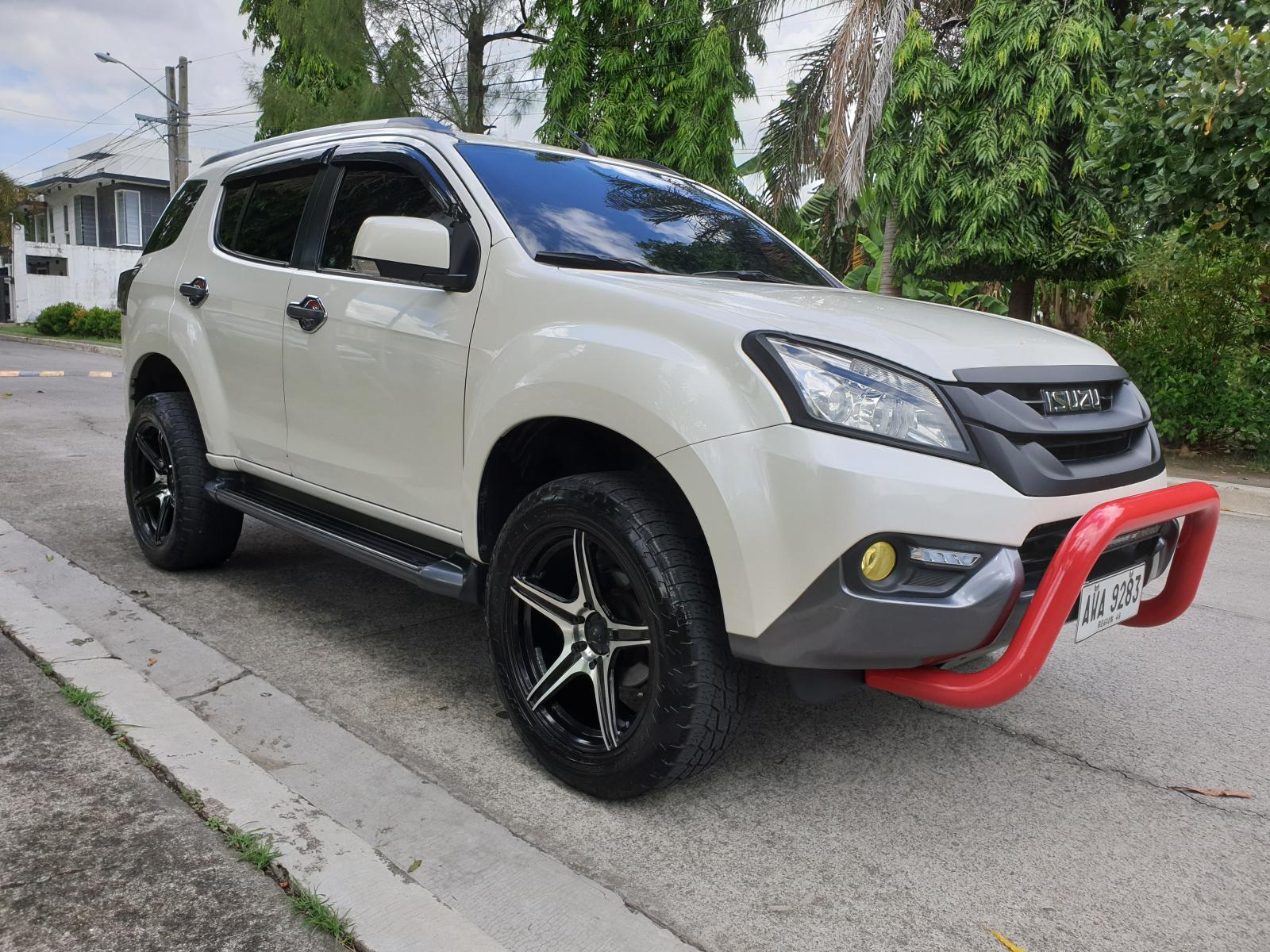 Buy Used Isuzu mu-X 2015 for sale only ₱900000 - ID745885