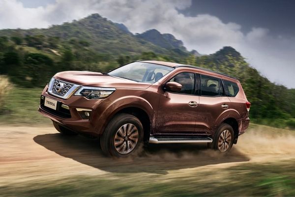 A picture of the Nissan Terra.