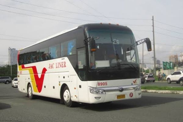 bus-in-the-philippines-list-of-popular-brands-and-models