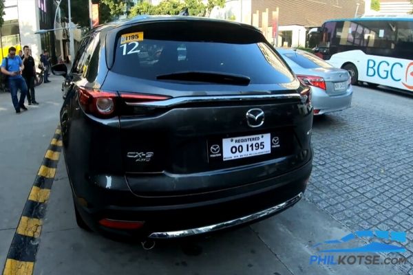 A picture of the 2020 Mazda CX-9 rear end