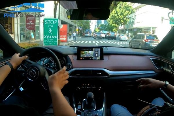 Another picture of the 2020 Mazda CX-9 interior