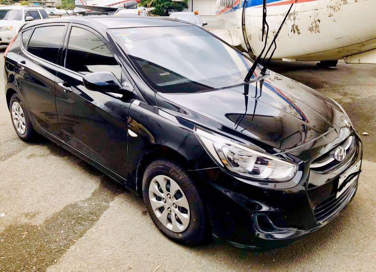 Hyundai accent black