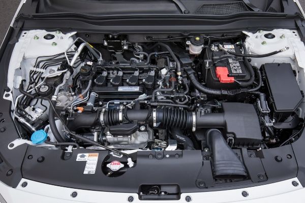 2020 Honda Accord engine bay