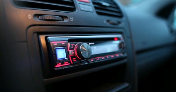 Turn It Up: 8 Car Audio Features You Need in Your Vehicle