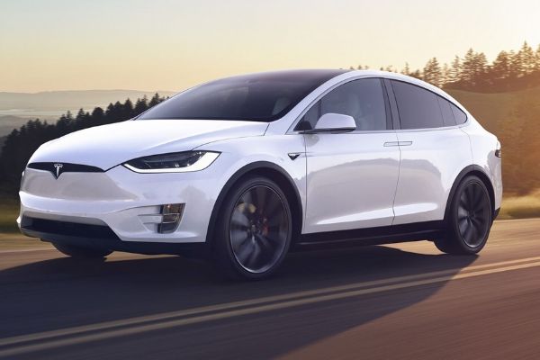 Tesla Model X 2020 Review: The future of smart SUVs