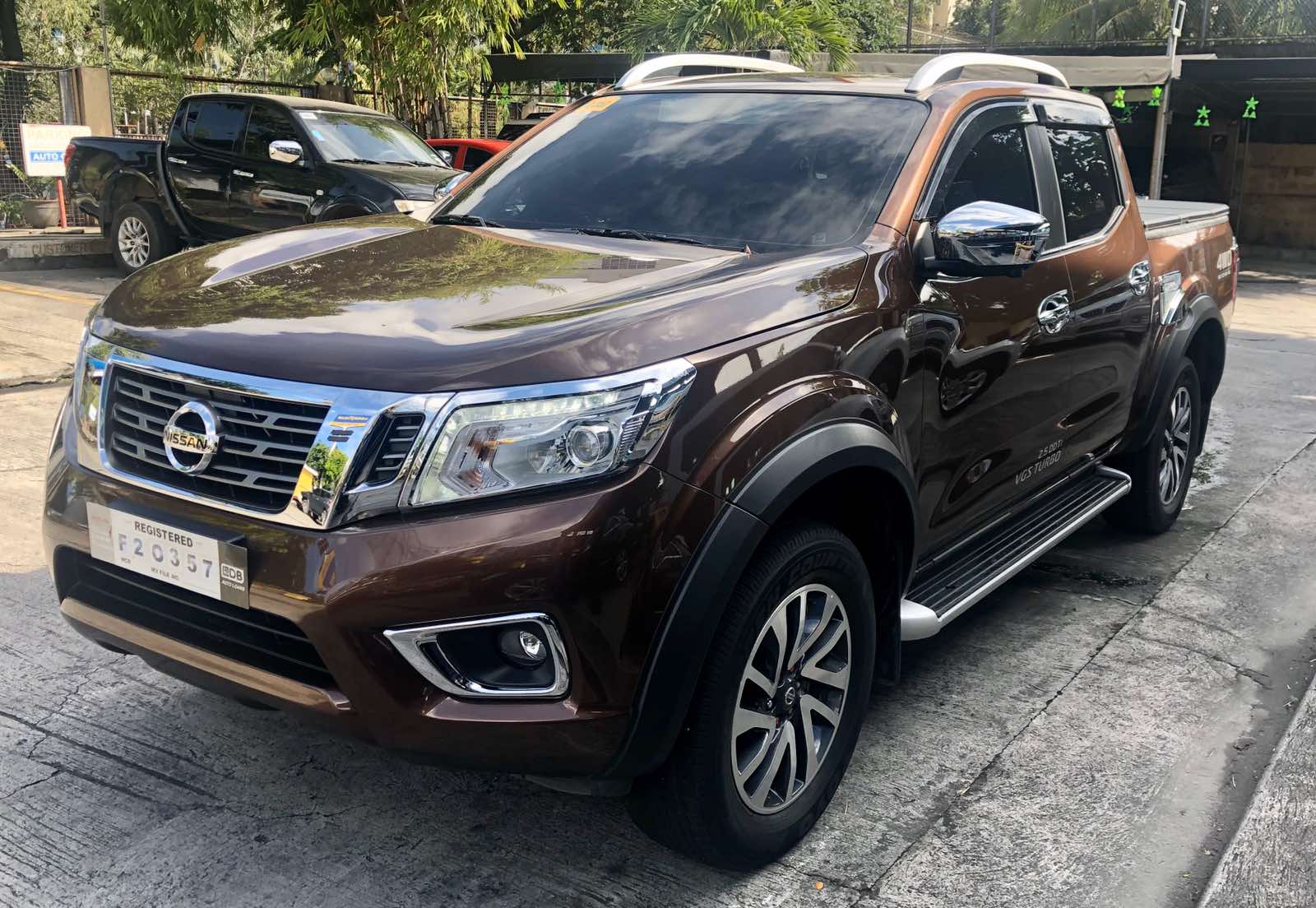 19 Nissan Navara Np300 2 5l 4x4 Vl 7at