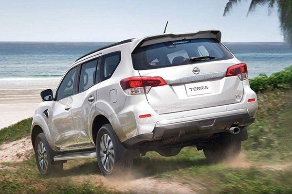 Due to its powerful engine, the Terra has excellent straight line acceleration but it can also handle a bit of rough terrain A picture of the Terra going down a beach