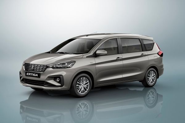 On the other hand, the Suzuki Ertiga is sleek and regal looking A picture of the front of the Suzuki Ertiga