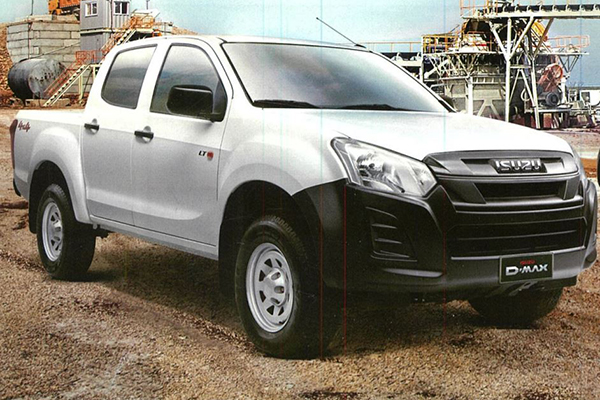 A picture of the D-Max LT in a construction site