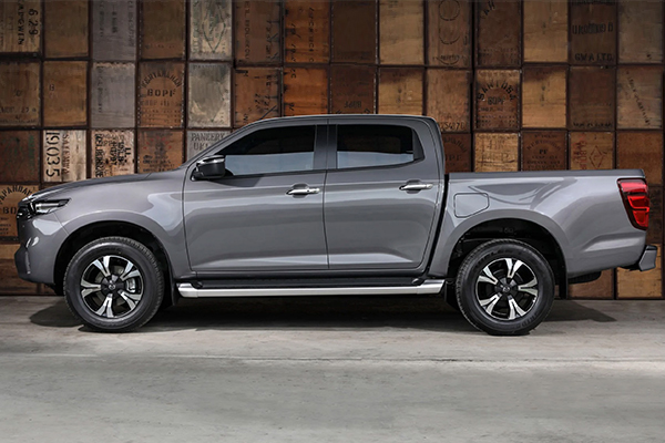 Mazda BT-50 new side Mazda BT-50 new side